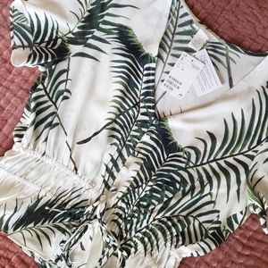 H&M short sleeve Blouse